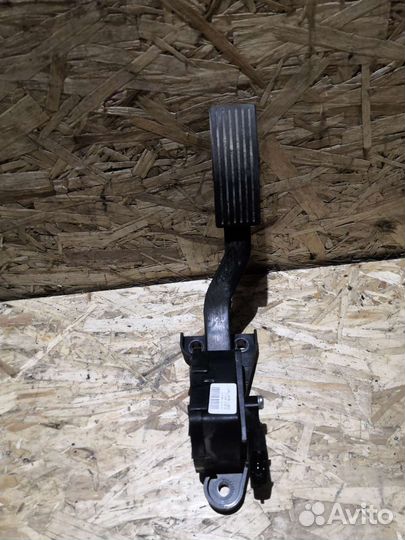 Педаль Газа / Педаль Тормоза Hyundai Solaris 1