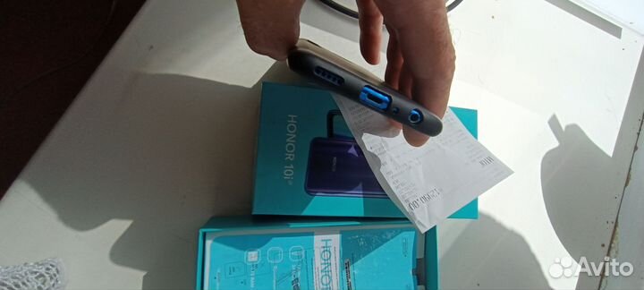 Honor 10i (4x128)