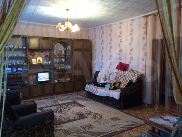 3-к. квартира, 78 м², 1/1 эт.