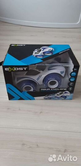 Машинка на радиоуправлении