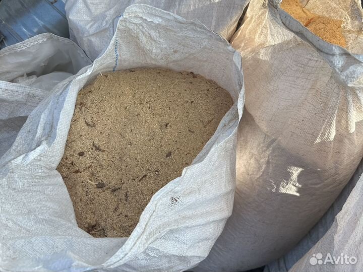 Продам опилки в мешках