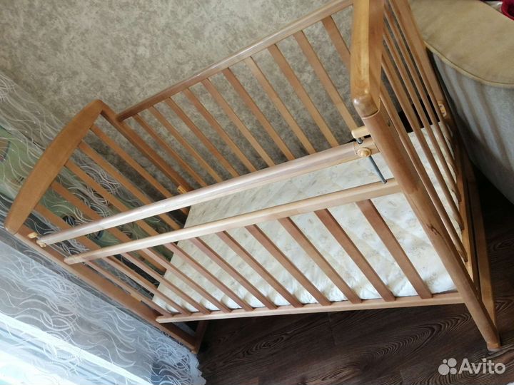 Кроватка детская