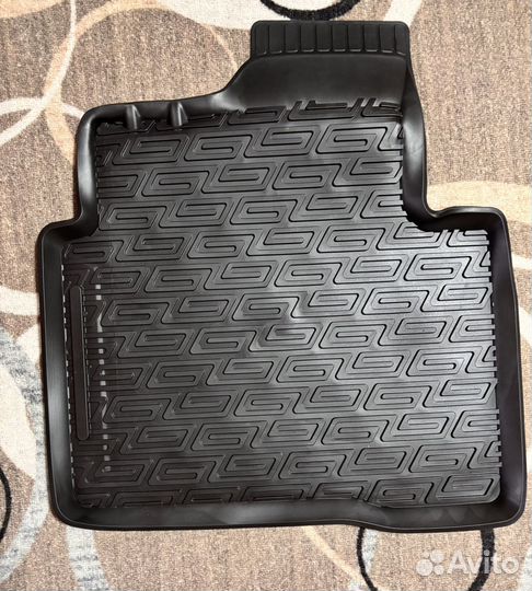 Ковры в geely