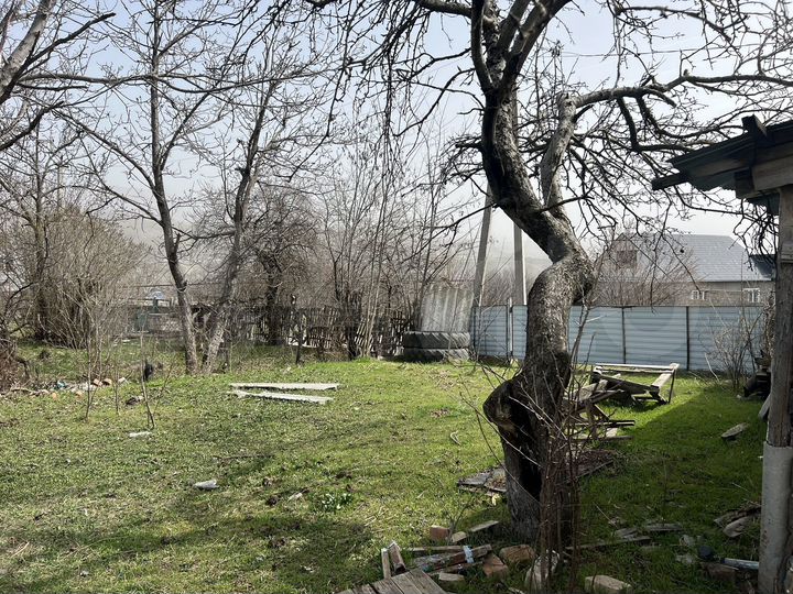 Дом 23,7 м² на участке 8,7 сот.