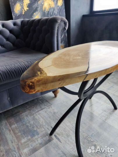 Стол-консоль из спила ясеня