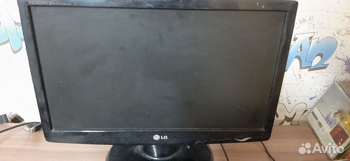 Монитор LG