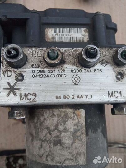 Renault Megane блок ABS