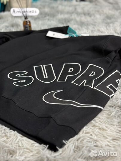 Свитшот Supreme Nike