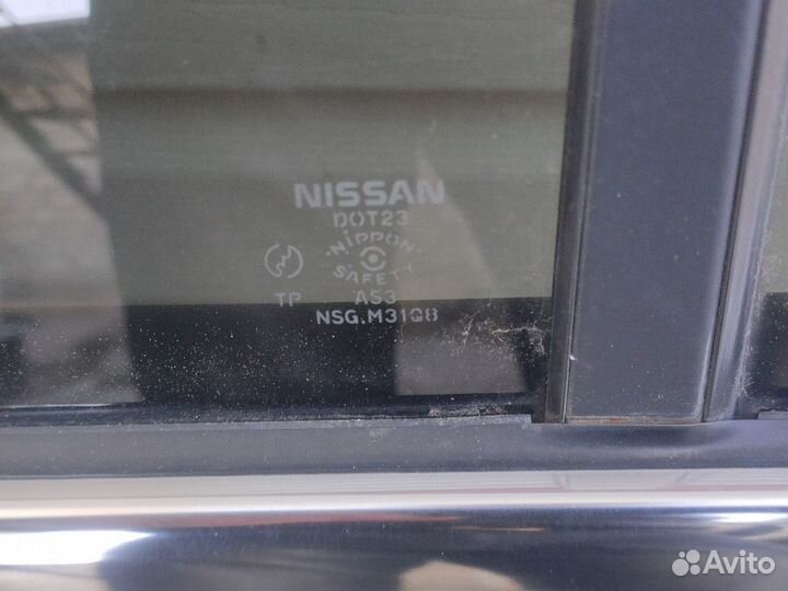 Стекло дверное заднее левое Nissan Tiida C11 1.5