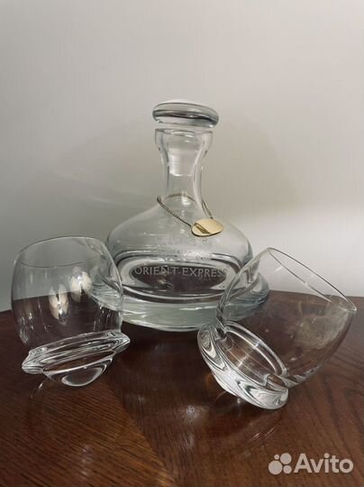 Графин и бокалы для виски