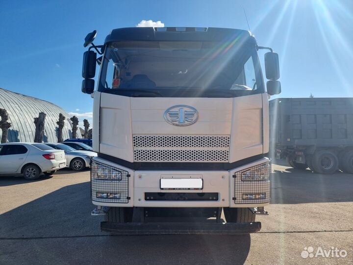 FAW J6 CA3310P66K24T4E5, 2022