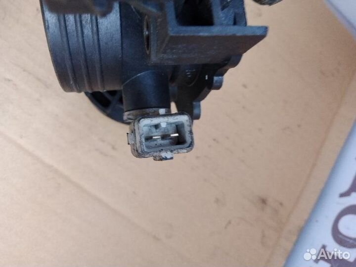 Дроссельная заслонка Peugeot 206 1.4