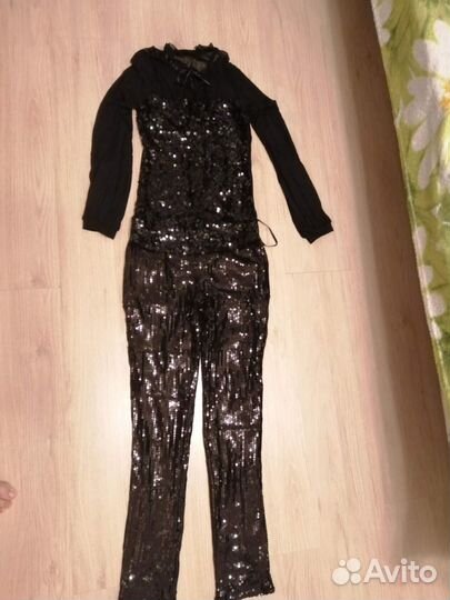 Костюм из пайеток