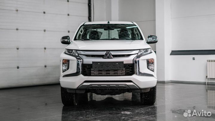 Mitsubishi L200 2.4 AT, 2023, 100 км