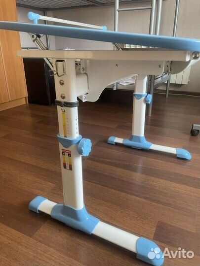 Растущая парта и стул бу