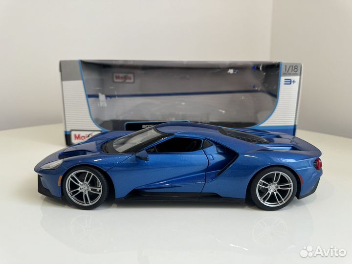 Ford gt 2017 1:18 maisto