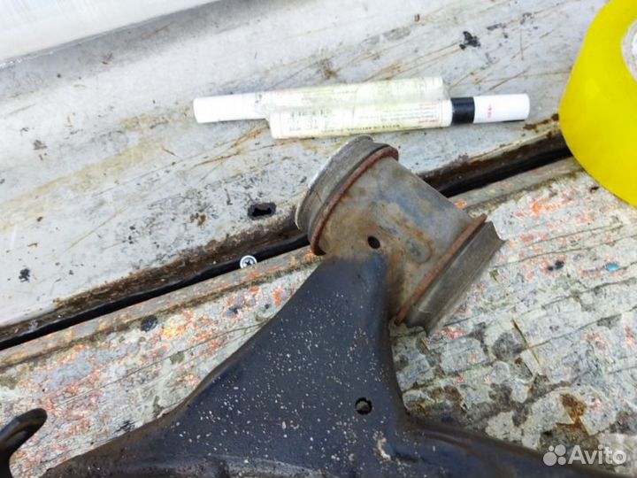 Рычаг передний левый Lexus Gs430 UZS190 3uzfe 2005
