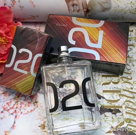 Духи в направлении Escentric 02