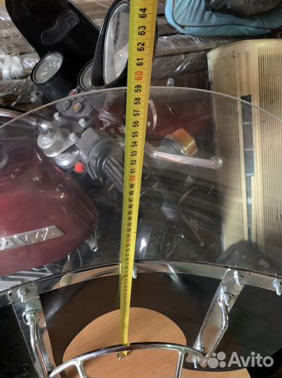 Ветровое стекло и кофр на мотоцикл