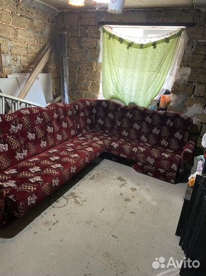 Диван угловой