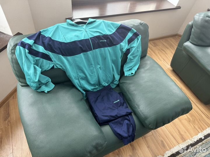 Спортивный винтажный костюм Адидас