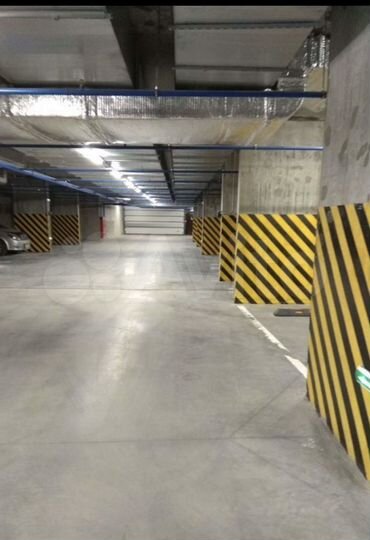 Машиноместо, 14 м²