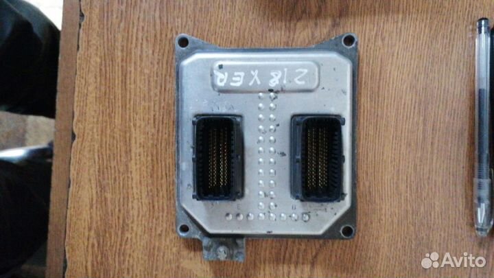 Блок управл.двигателем (центральный) Опель Астра Н