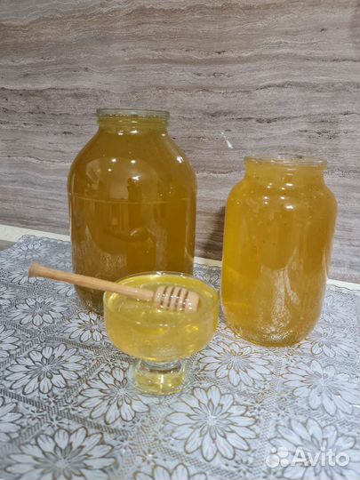 Мед белая акация