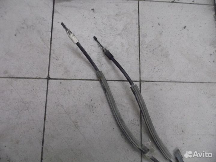 Трос стояночного тормоза Ford Focus II 2008-2011