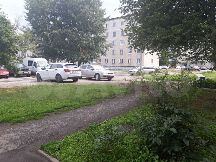 2-к. квартира, 43 м², 3/5 эт.