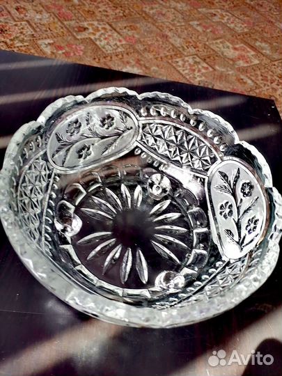 Ваза хрустальная на ножках СССР