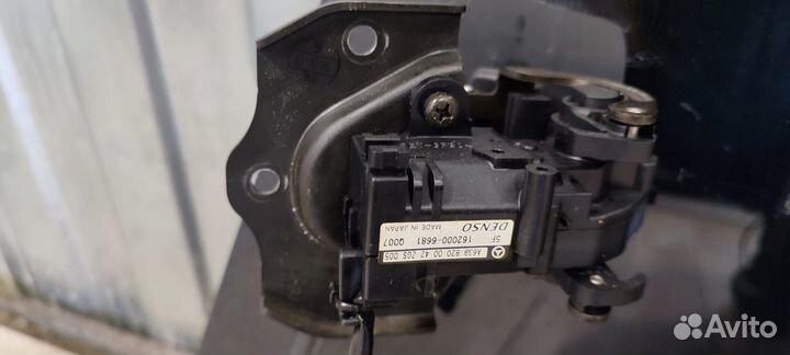 Стекло заднее левое Mercedes Viano W639