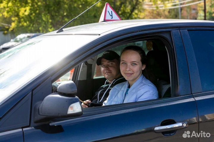 Инструктор по вождению МКПП