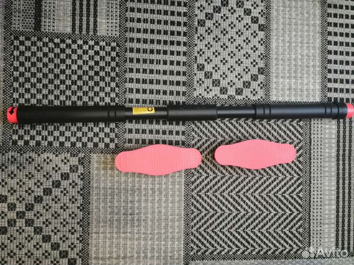 Турник настенный. В распор. Без сверления