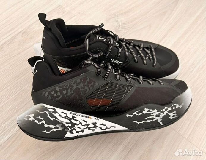 Сникерсы уни Deckers оригинал новые