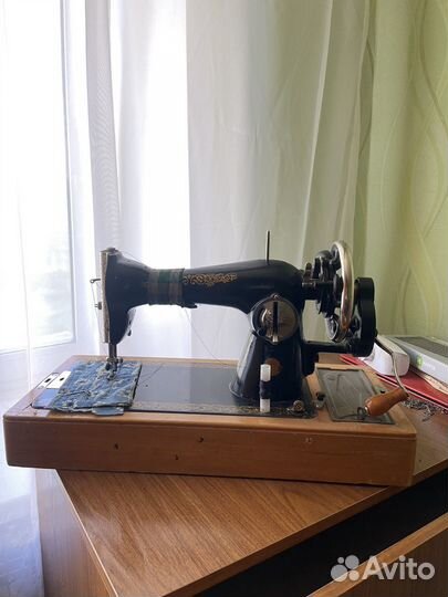 Швейная машина пмз