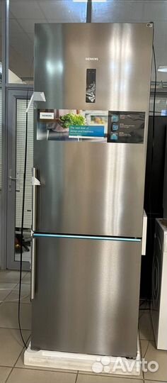 Холодильник Siemens KG49naict