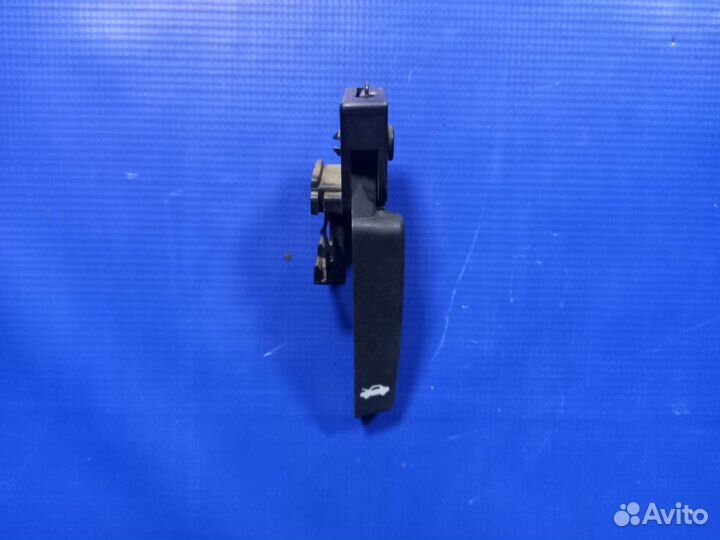 Ручка открывания капота Chevrolet cruze