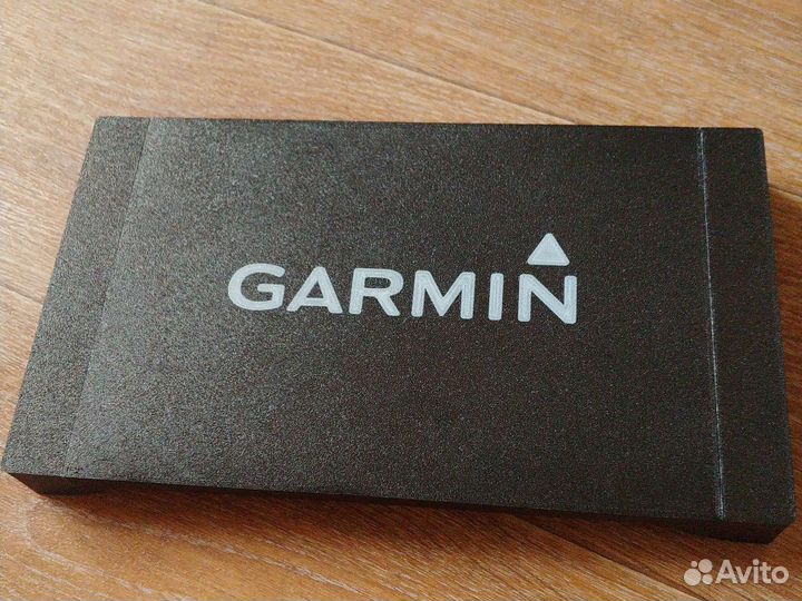 Крышка козырек Garmin Striker 9 sv фиксатор кабеля