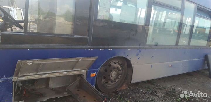 Разбираю автобус scania