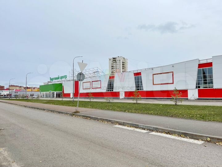 1000 м2 с парковкой на трафике в Сипайлово