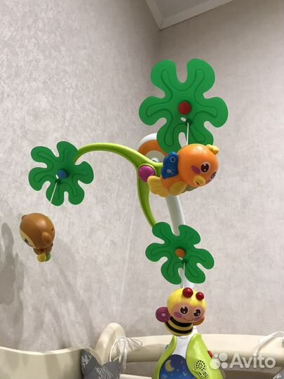 Мобиль на детскую кроватку