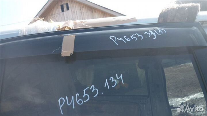 Стекло двери заднее правое Toyota Harrier MCU30