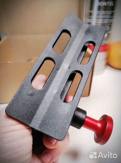 Быстросъемное крепление для огнетушителя (пластик)