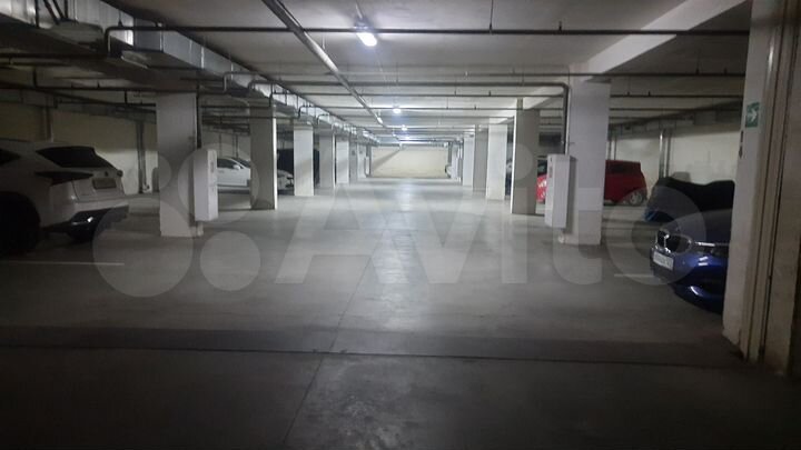 Машиноместо, 15 м²