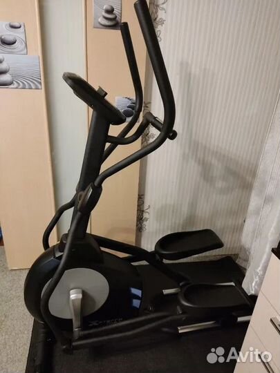 Эллиптический тренажер для дома