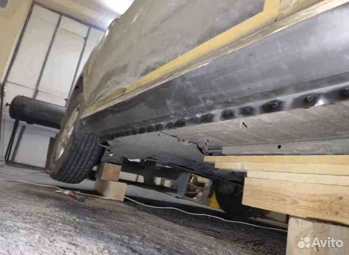 Пороги для Peugeot 308 2007-2014 (T7)