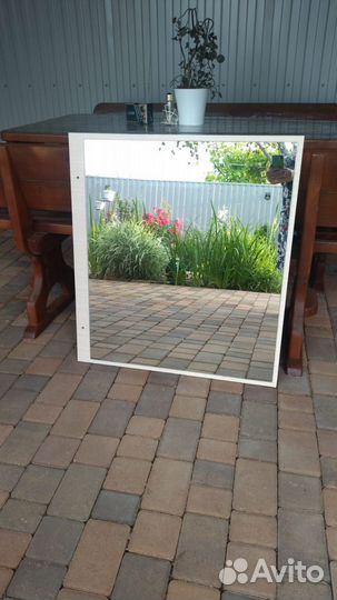 Зеркало настенное