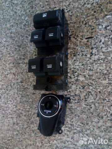 Блок управления стеклоподъемниками Хундай Ай 40