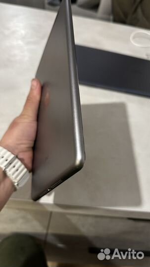 iPad air cellular wifi